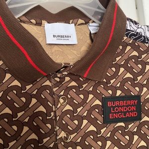 🤎🤍❤️Burberry London England Polo Shirt🤎🤍❤️NWOT AUTHENTIC